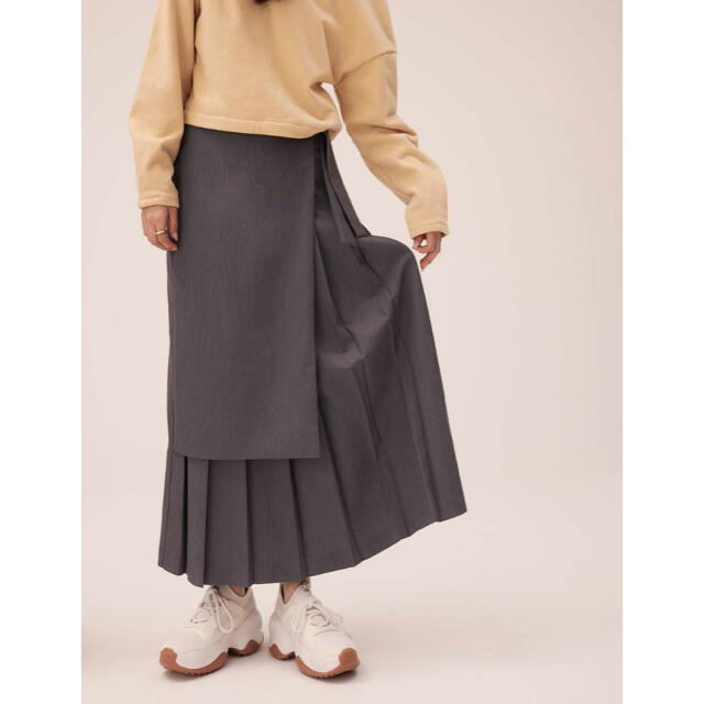 randeboo Warp pleats long skirt (Gray)のサムネイル