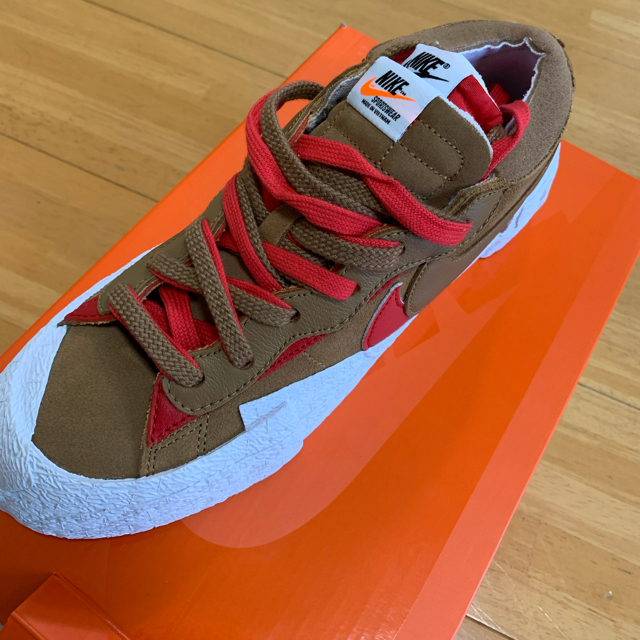 sacai(サカイ)のSACAI × NIKE BLAZER LOW "BRITISH TAN" メンズの靴/シューズ(スニーカー)の商品写真