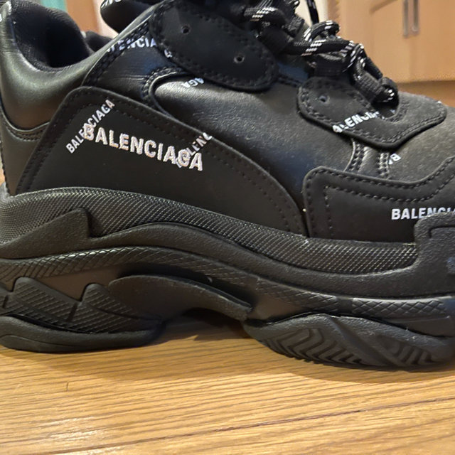 Balenciaga(バレンシアガ)の最終価格　バレンシアガ　トリプルエス メンズの靴/シューズ(スニーカー)の商品写真