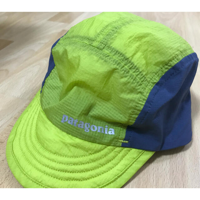 patagonia(パタゴニア)のパタゴニアのエアディニキャップ スポーツ/アウトドアのアウトドア(登山用品)の商品写真