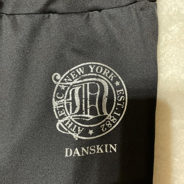 DAIKIN(ダイキン)のダンスキン　パンツ　DANSKIN スポーツ/アウトドアのトレーニング/エクササイズ(ヨガ)の商品写真