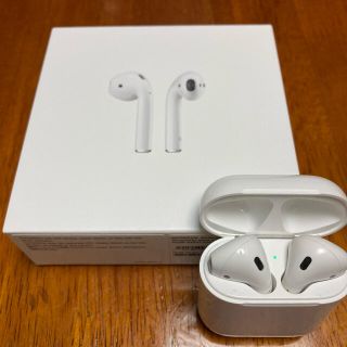 アップル(Apple)の【ジャンク品】Airpods 第2世代  箱あり ケース付 Apple(ヘッドフォン/イヤフォン)