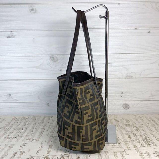 FENDI - 【FENDI】ポーチ　ズッカ柄　ミニバッグ　ジャガード　レザー