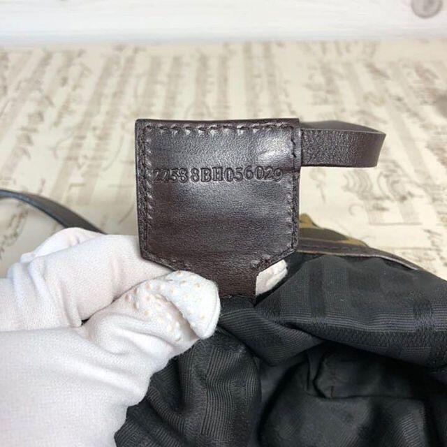 FENDI - 【FENDI】ポーチ　ズッカ柄　ミニバッグ　ジャガード　レザー