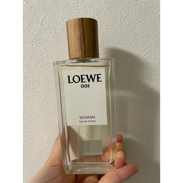 LOEWE(ロエベ)のLOEWE L001 WOMAN Eau de Toilette 100ml コスメ/美容の香水(ユニセックス)の商品写真