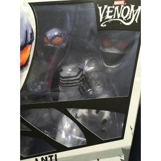 INSTINCTOY × HOTTOYS 【ANTI VENOM G.I.D】