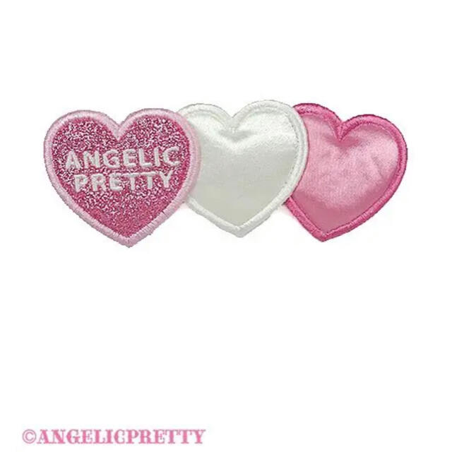 Angelic Pretty(アンジェリックプリティー)のAngelic Pretty trio heart クリップ ピンク シロ レディースのヘアアクセサリー(バレッタ/ヘアクリップ)の商品写真