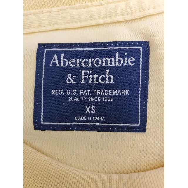 Abercrombie&Fitch(アバクロンビーアンドフィッチ)のabercrombie&fitch  Tシャツ メンズのトップス(Tシャツ/カットソー(半袖/袖なし))の商品写真