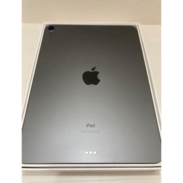Apple(アップル)のiPad Air 4  スマホ/家電/カメラのPC/タブレット(タブレット)の商品写真