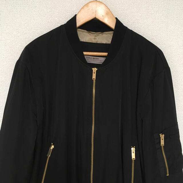 ZARA(ザラ)のZARA ボンバージャケット MA-1 レディースのジャケット/アウター(ブルゾン)の商品写真