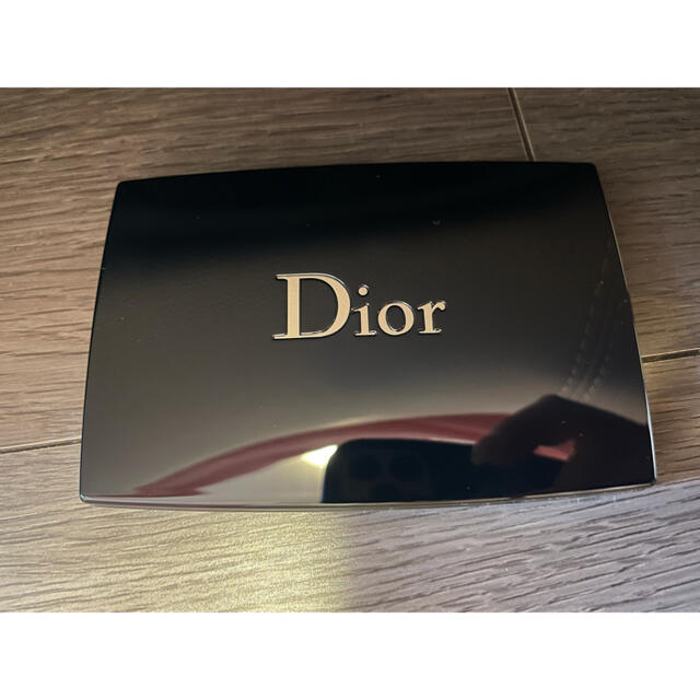 DIORファンデーションケース