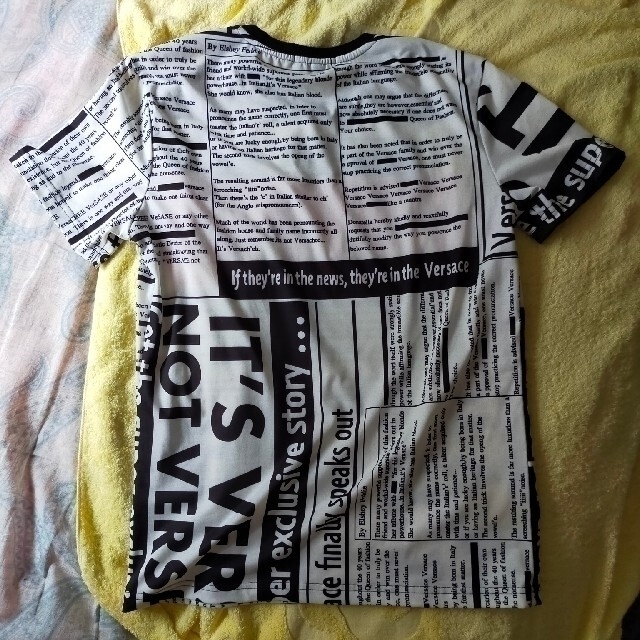 VERSACE(ヴェルサーチ)の［希少限定品新品］VERSACE　Tシャツ メンズのトップス(Tシャツ/カットソー(半袖/袖なし))の商品写真
