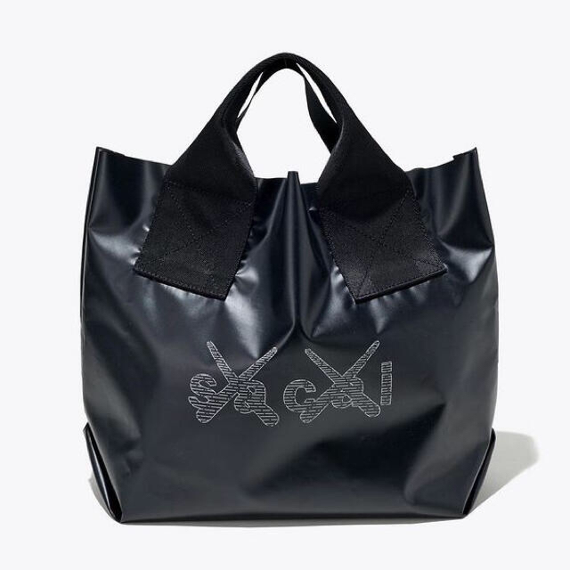 sacai(サカイ)のsacai x KAWS Print Tote Bag  トートバッグ 黒 新品 メンズのバッグ(トートバッグ)の商品写真