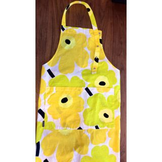 マリメッコ(marimekko)のマリメッコ　エプロン　ホワイト×ライム(その他)