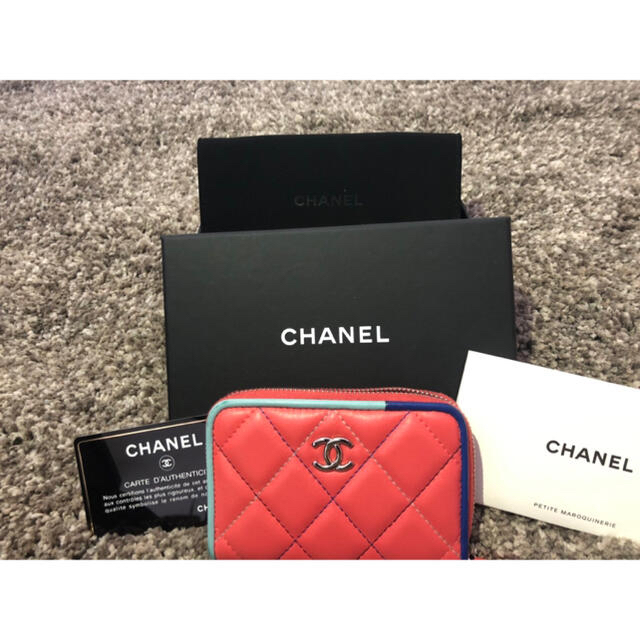 CHANEL限定品❤️コイン&カードケース【箱・ギャランティカード CHANEL限定品❤️コイン&カードケース【箱・ギャランティカード