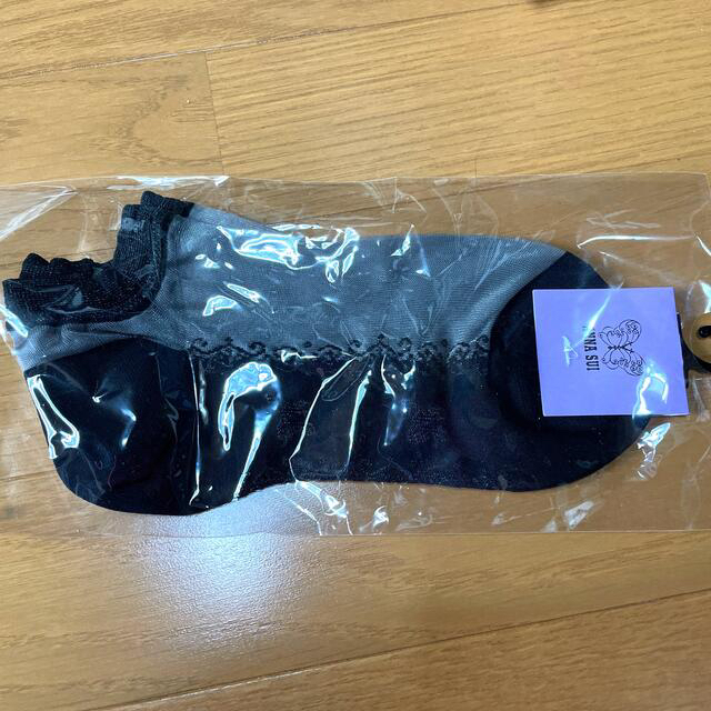 ANNA SUI(アナスイ)のアナスイ　シースルー靴下　新品未使用 レディースのレッグウェア(ソックス)の商品写真