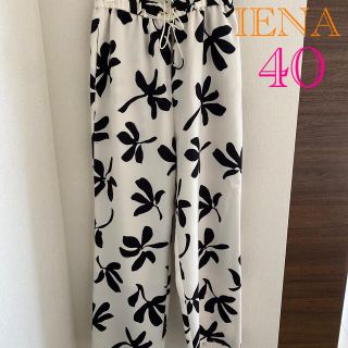 イエナ(IENA)のサオリズム様IENA アートプリントイージーパンツ40(カジュアルパンツ)