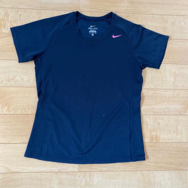 NIKE(ナイキ)のNIKE ドライフィット　Ｔシャツ スポーツ/アウトドアのランニング(ウェア)の商品写真