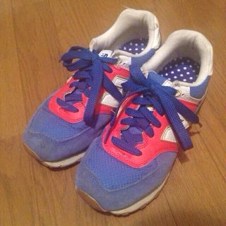 ニューバランス(New Balance)の送料こみになりました(^^)(スニーカー)