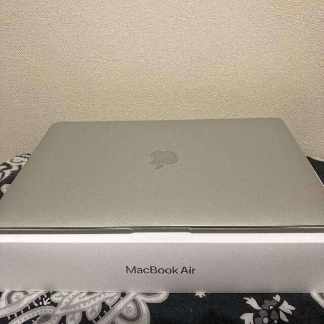 Macbook air2020 core i5