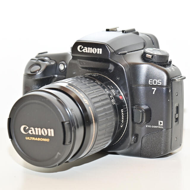 フィルムカメラ　CANON EOS7