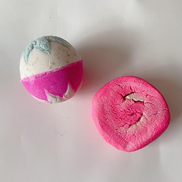 LUSH(ラッシュ)の【海様 専用】4点 コスメ/美容のボディケア(ボディソープ/石鹸)の商品写真