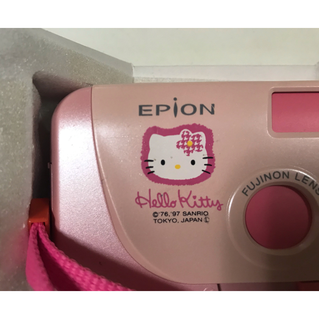 Hello Kitty ＊ E P I OＮ　カメラ エンタメ/ホビーのおもちゃ/ぬいぐるみ(キャラクターグッズ)の商品写真