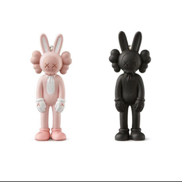 KAWS TOKYO FIRST 限定 カウズキーホルダー セット