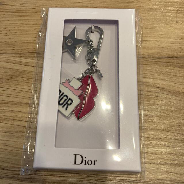 Christian Dior(クリスチャンディオール)のDior ノベルティ　キーチャーム　キーホルダー レディースのファッション小物(キーホルダー)の商品写真