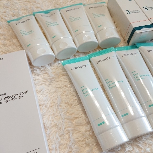 proactiv(プロアクティブ)の☆新品☆  プロアクティブ    11点 コスメ/美容のスキンケア/基礎化粧品(化粧水/ローション)の商品写真