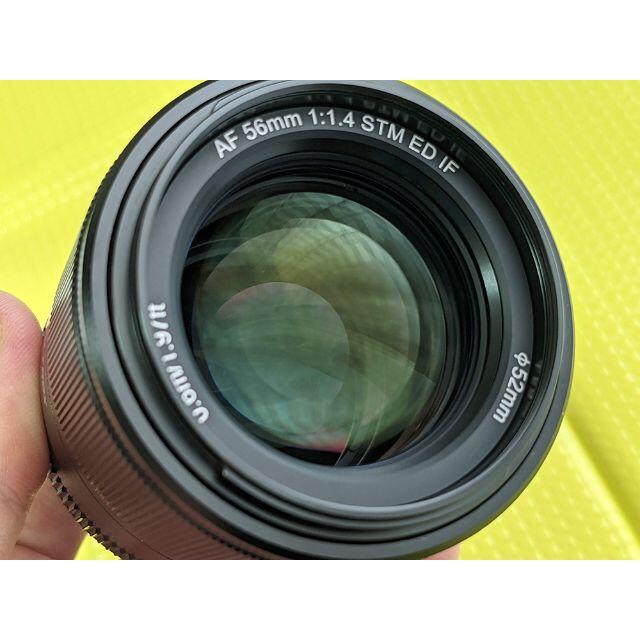 【8/15迄】VILTROX 56mm F1.4 Xマウント レンズフィルター付 スマホ/家電/カメラのカメラ(レンズ(単焦点))の商品写真