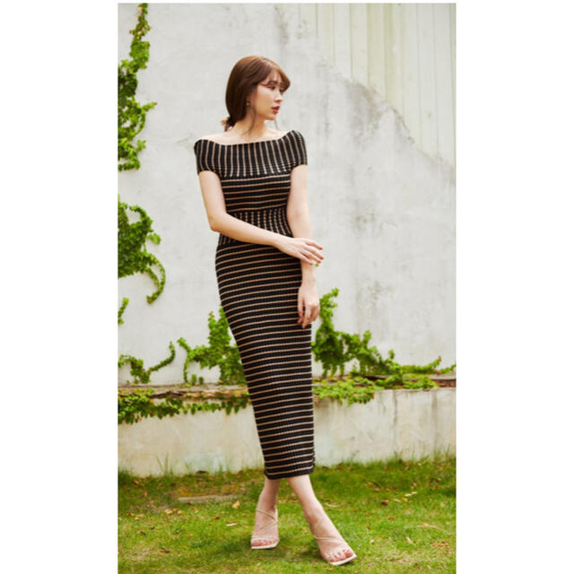 Stripe Ribbed-Knit Midi Dress her lip to レディースのワンピース(ロングワンピース/マキシワンピース)の商品写真