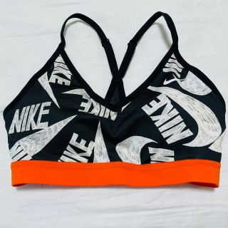 ナイキ(NIKE)のNIKEスポーツブラ(ウェア)