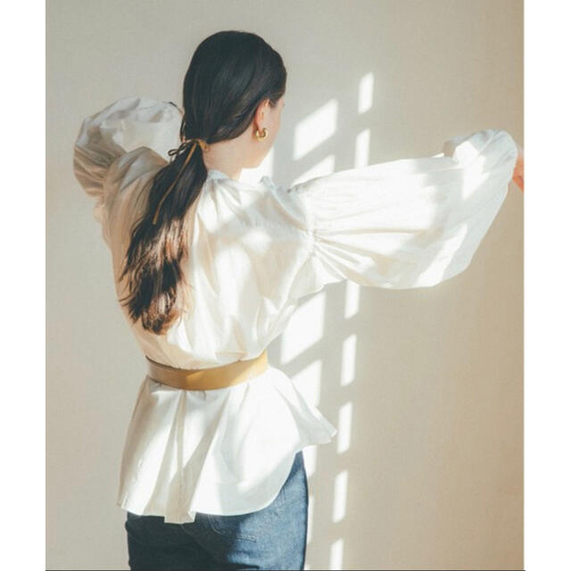 IENA(イエナ)のCLANE 21ss volume puff smock tops ブラウス レディースのトップス(シャツ/ブラウス(長袖/七分))の商品写真