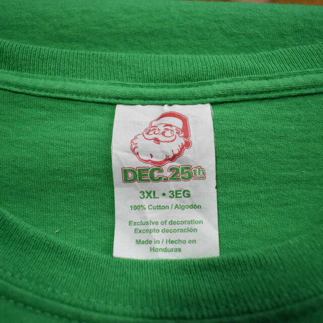 Disney(ディズニー)のクリスマスプリント Tシャツ グリーン オーバーサイズ かわいい メンズのトップス(Tシャツ/カットソー(半袖/袖なし))の商品写真