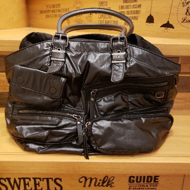 DIESEL(ディーゼル)のDIESEL　ショルダーバッグ レディースのバッグ(ショルダーバッグ)の商品写真