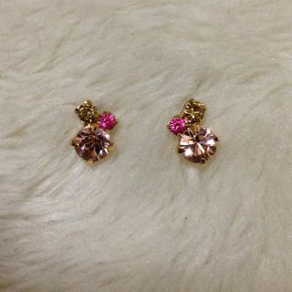 ビームス(BEAMS)の☆キラキラピアス☆(ピアス)