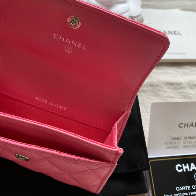 CHANEL(シャネル)のシャネル☆CHANEL財布マトラッセ☆フラップカードケース新品・未使用！！ レディースのファッション小物(財布)の商品写真