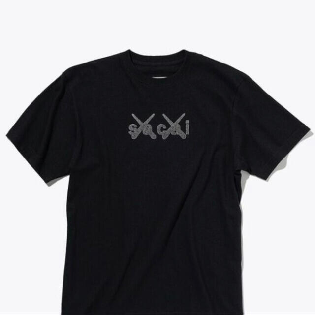 KAWS TOKYO FIRST 会場限定  sacai KAWS Tシャツ