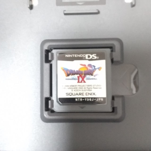 ドラゴンクエストIX 星空の守り人 DS エンタメ/ホビーのゲームソフト/ゲーム機本体(その他)の商品写真