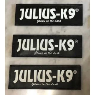 ユリウス(JULIUS)の未使用 正規品 JULIUS-K9 反射畜光 ベルクロテープ Mサイズ(犬)