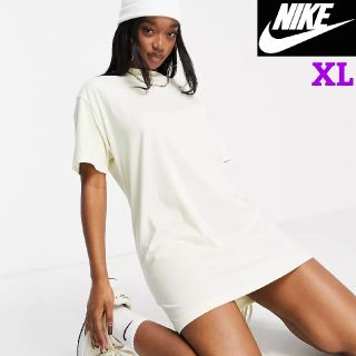 ナイキ(NIKE)の【海外限定】NIKE ワンピース  XLサイズ ホワイト　日本サイズXL(ひざ丈ワンピース)