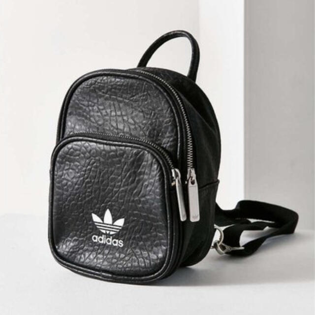 adidas(アディダス)のadidas ミニリュック レディースのバッグ(リュック/バックパック)の商品写真