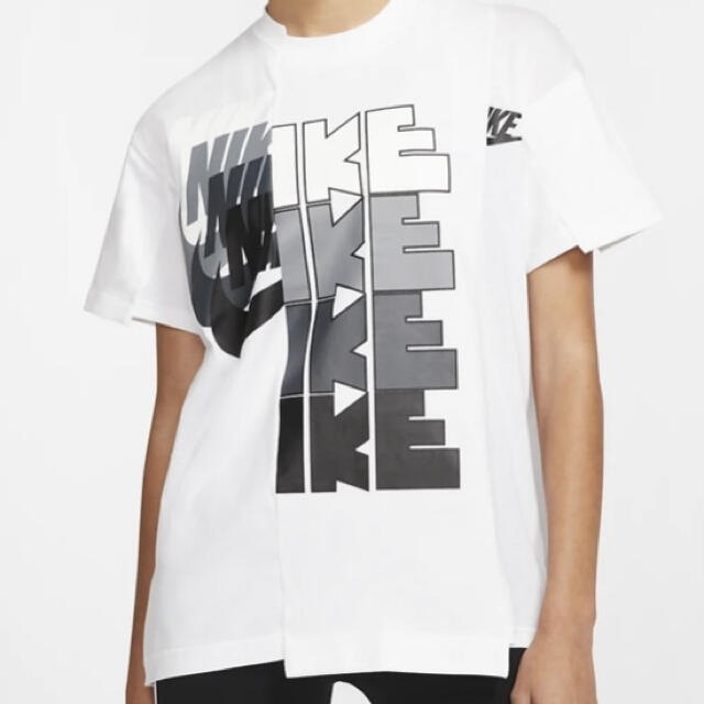 sacai(サカイ)のsacai nike tシャツ xs 新品未使用 メンズのトップス(Tシャツ/カットソー(半袖/袖なし))の商品写真