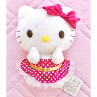 ハローキティ(ハローキティ)の【タグ付き‼️USJ限定品★】キティぬいぐるみ(ぬいぐるみ)