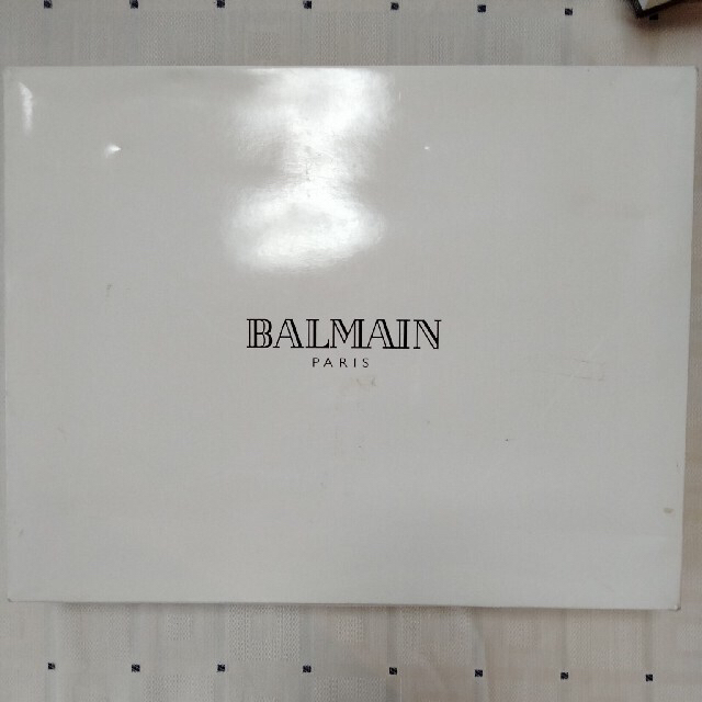 BALMAIN(バルマン)のキルトケット　BALMAIN　PARIS　バルマン インテリア/住まい/日用品の寝具(布団)の商品写真