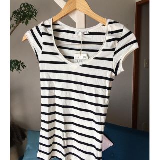 ザラ(ZARA)の未使用　ZARA trf  Tシャツ(Tシャツ(半袖/袖なし))