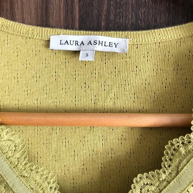 LAURA ASHLEY(ローラアシュレイ)のLAURA ASHLEY レディースのトップス(カットソー(半袖/袖なし))の商品写真