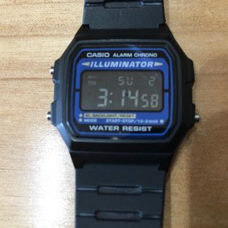 カシオ(CASIO)の【値下げ中】チープカシオ　チプカシ　F-105 反転液晶(腕時計(デジタル))