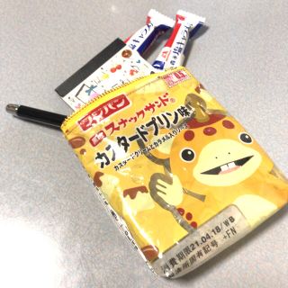 スナックサンドの袋で作ったかわいい小物入れポーチ(ポーチ)